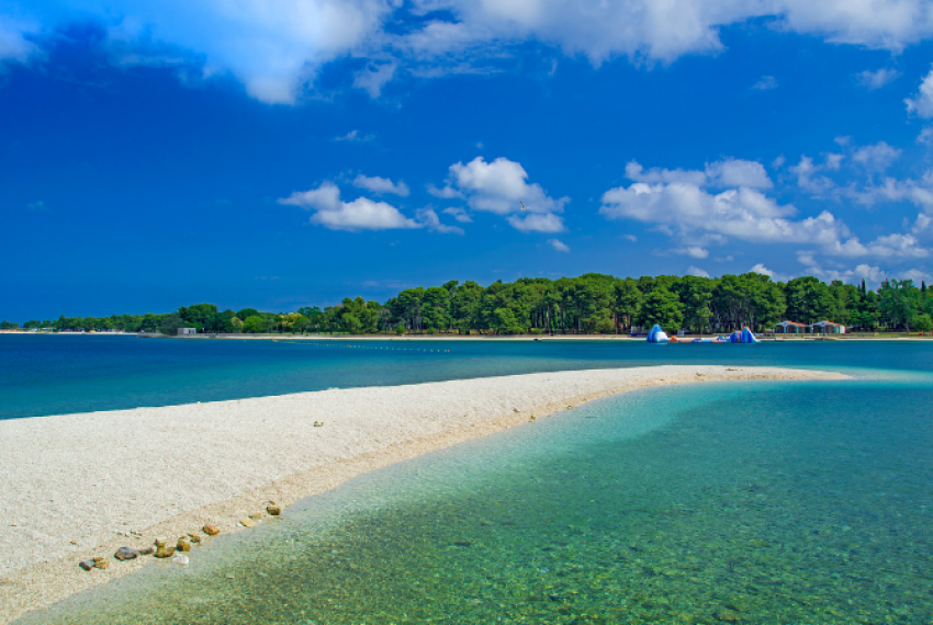 Die besten Strände Istriens: Hier finden Sie den perfekten Ort zum Sonnenbaden und Schwimmen