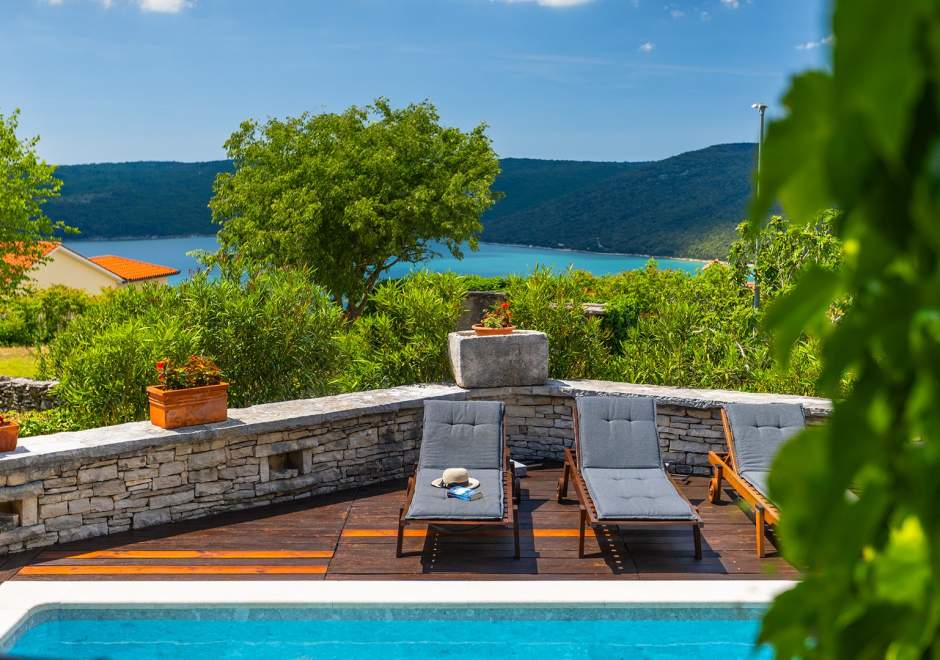 Villa Gelci mit beheiztem Pool - Trget