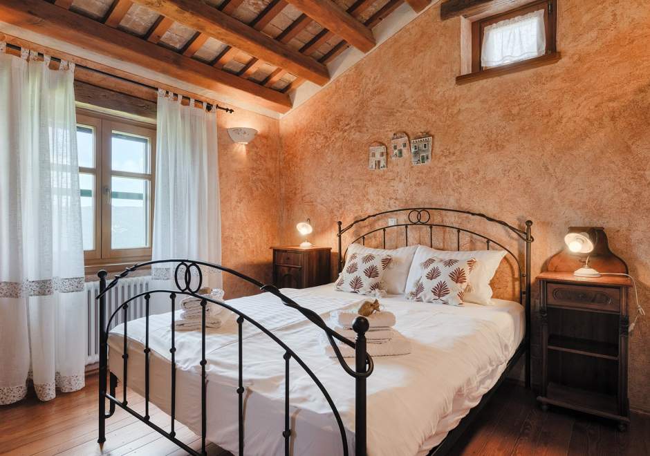 Villa Gelci mit beheiztem Pool - Trget