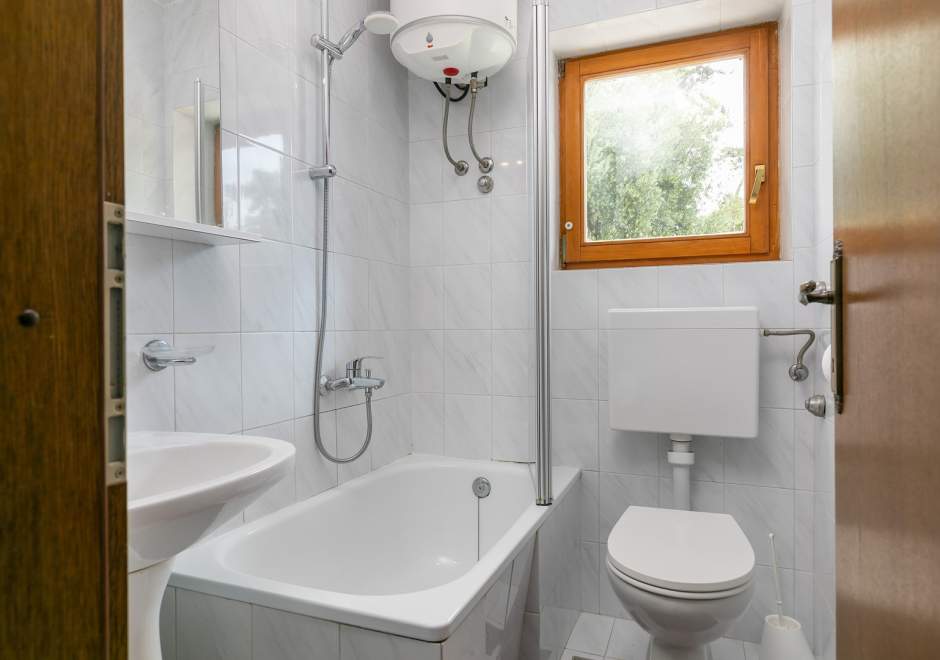 Studio-Apartment Pino Rabac A3