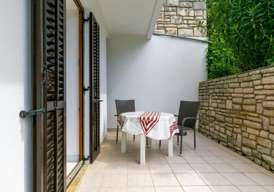 Studio-Apartment Pino Rabac A3