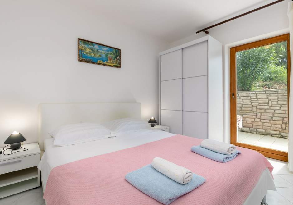 Studio-Apartment Pino Rabac A3
