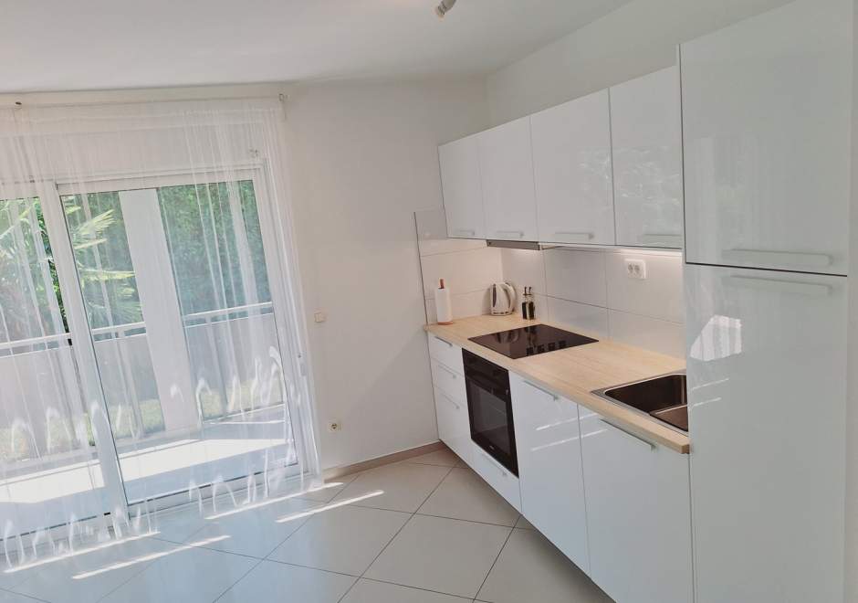 Apartment Enelani A2 - Kastel Stafilic