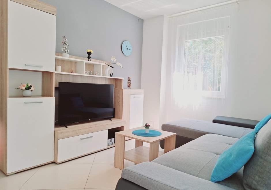 Apartment Enelani A2 - Kastel Stafilic