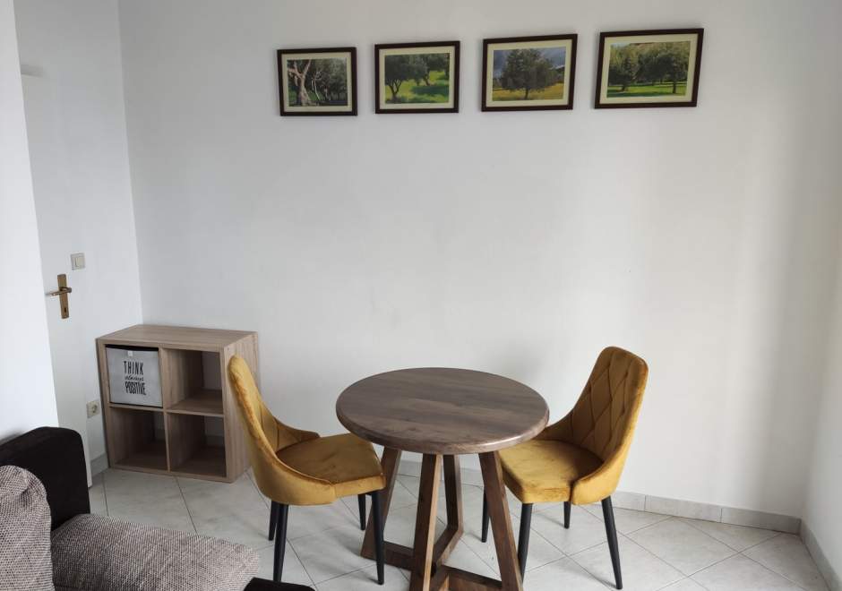 One bedroom A8
