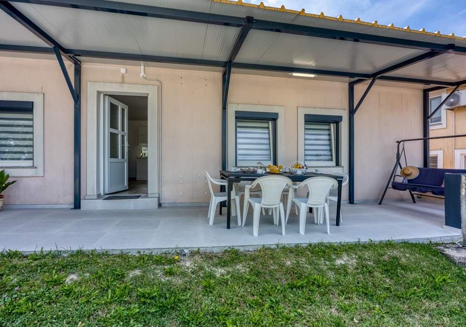 Holiday house Emma Skatari