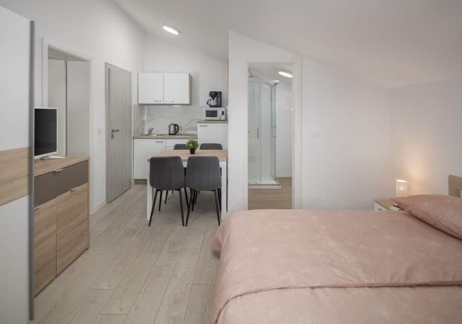 Ferienwohnung Vetrina A1 mit Balkon