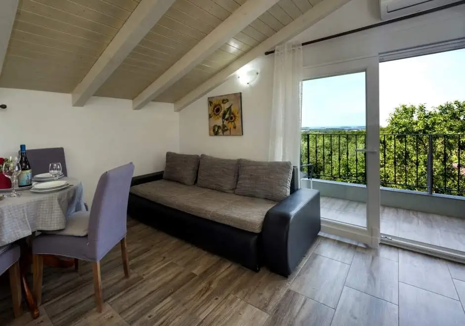 Casa Monshego Rovigno/ Appartamento con balcone A2