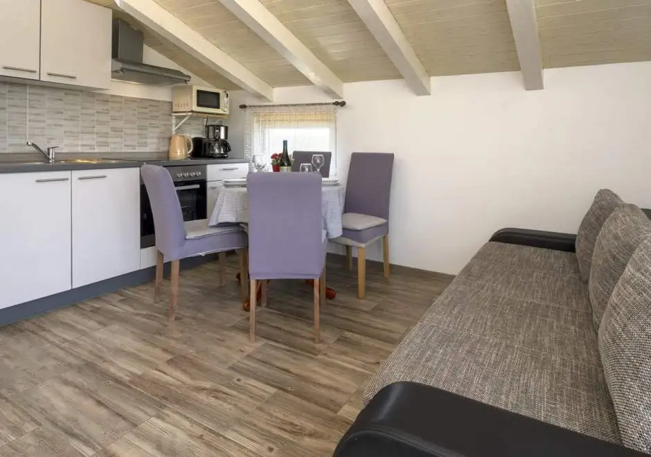 Casa Monshego Rovigno/ Appartamento con balcone A2