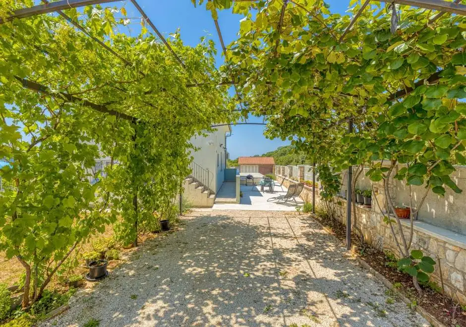 Casa Monshego Rovigno/ Appartamento con balcone A2