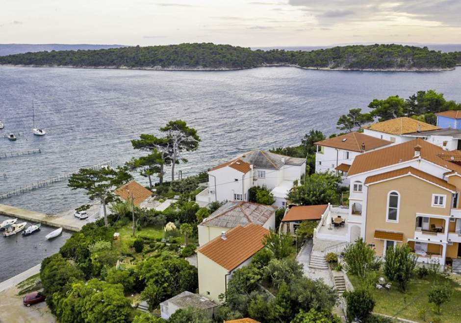 Two-bedroom Apartment Neva A1 - Island of Rab