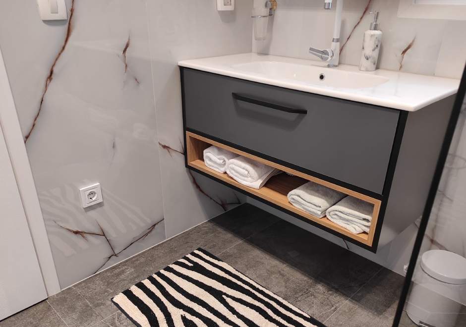 Appartamento Ljiljana II con Balcone e Vista Mare