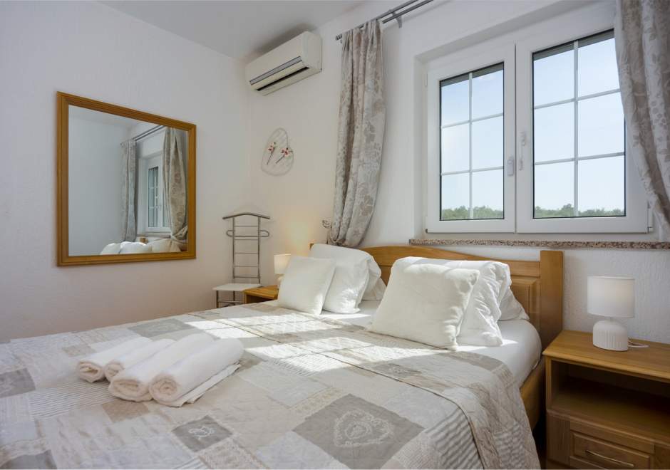 Apartments Covic Porec - Black A6