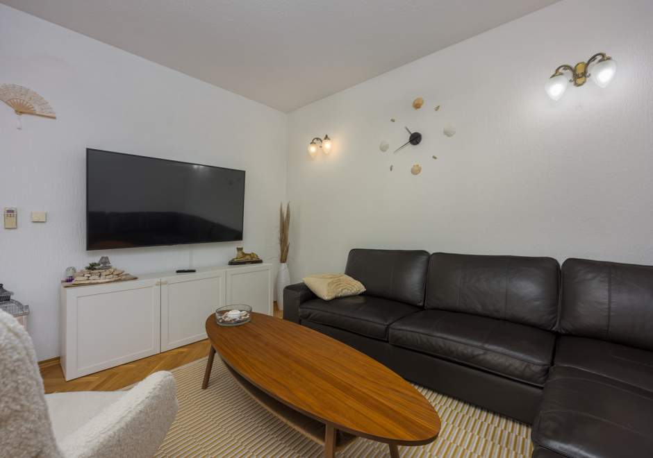 Apartments Covic Porec - Black A6
