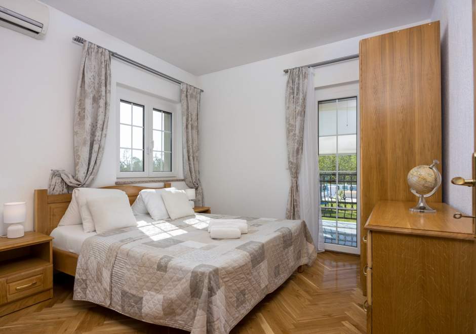 Apartments Covic Porec - Black A6