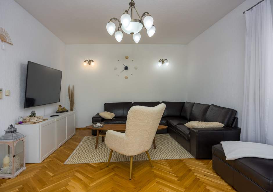 Apartments Covic Porec - Black A6