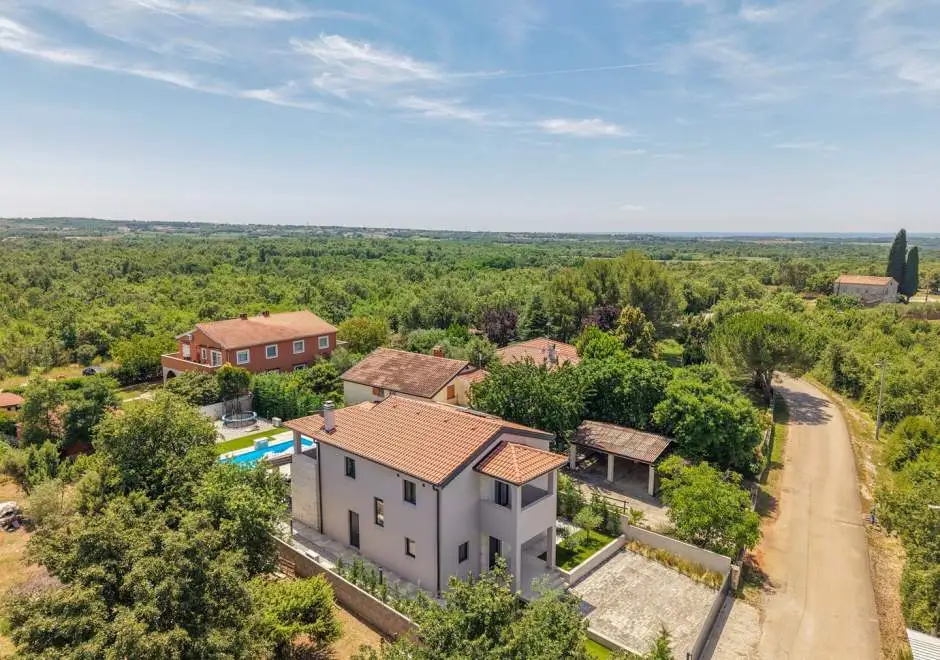 Villa Alves