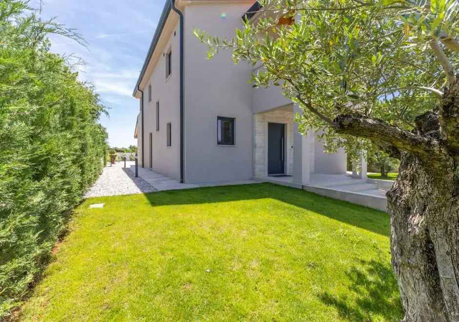 Villa Alves