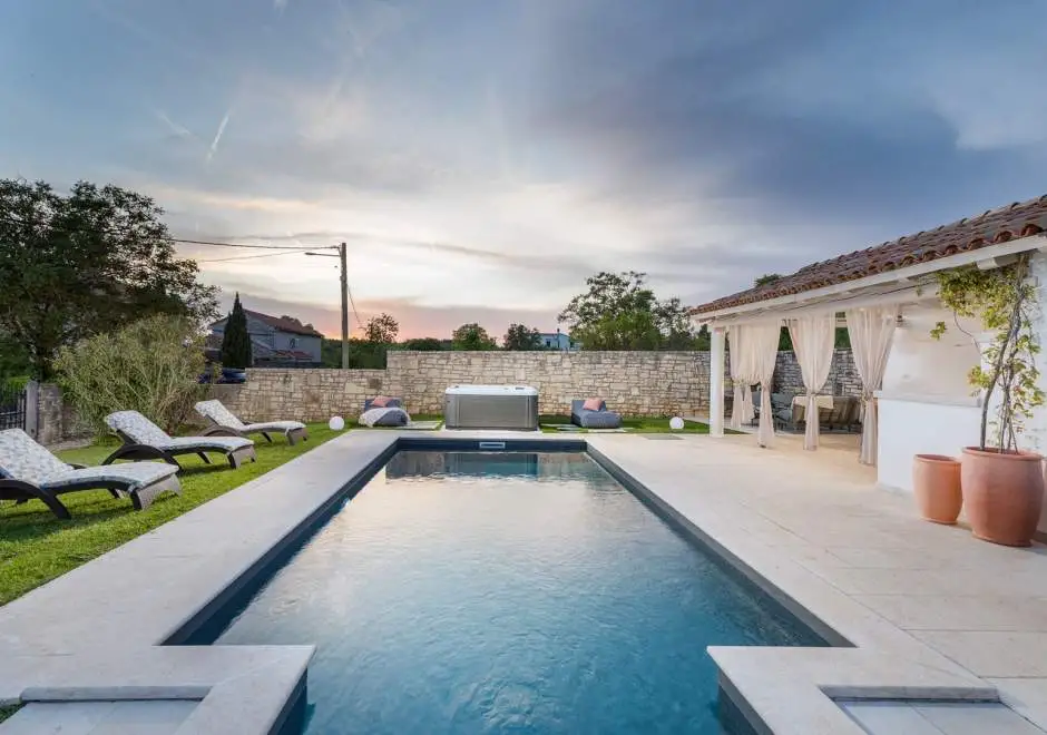 Villa Jona