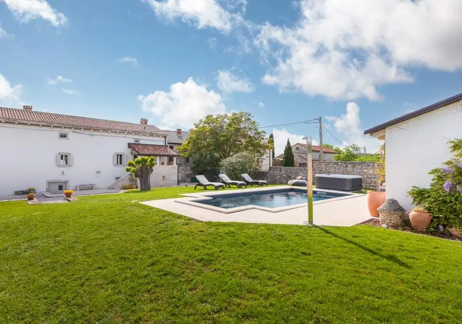 Villa Jona