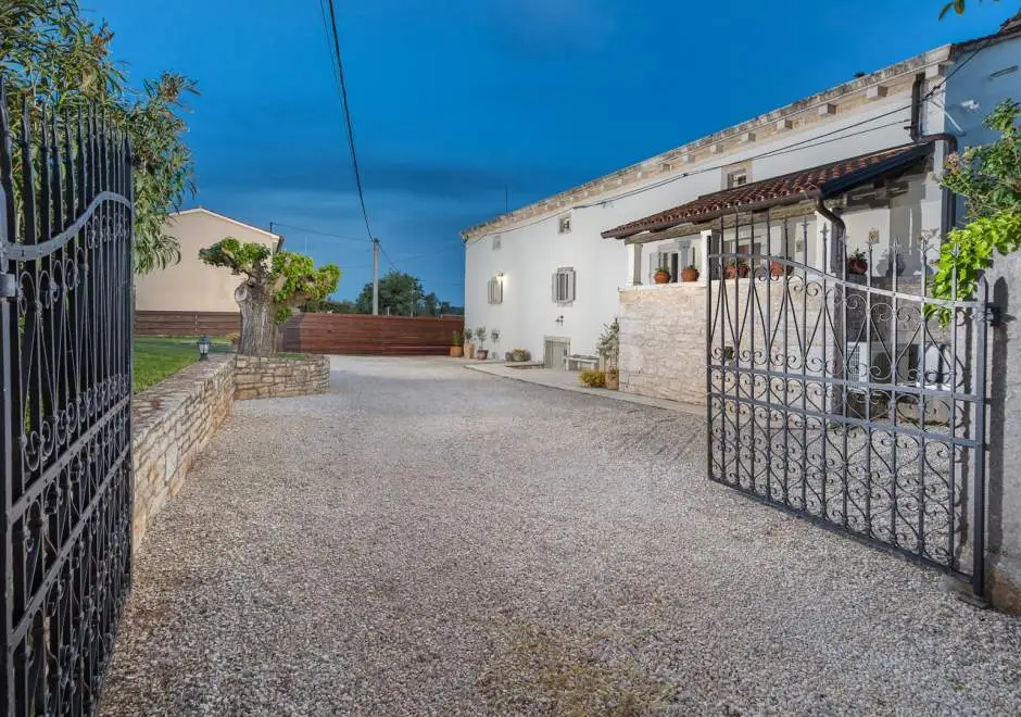 Villa Jona