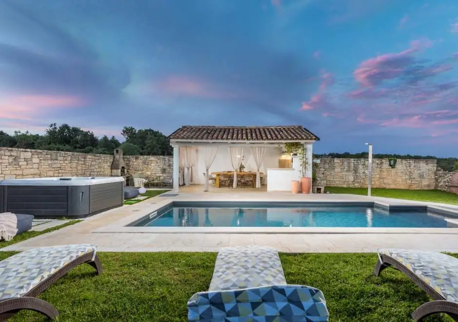 Villa Jona