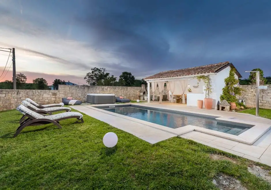 Villa Jona