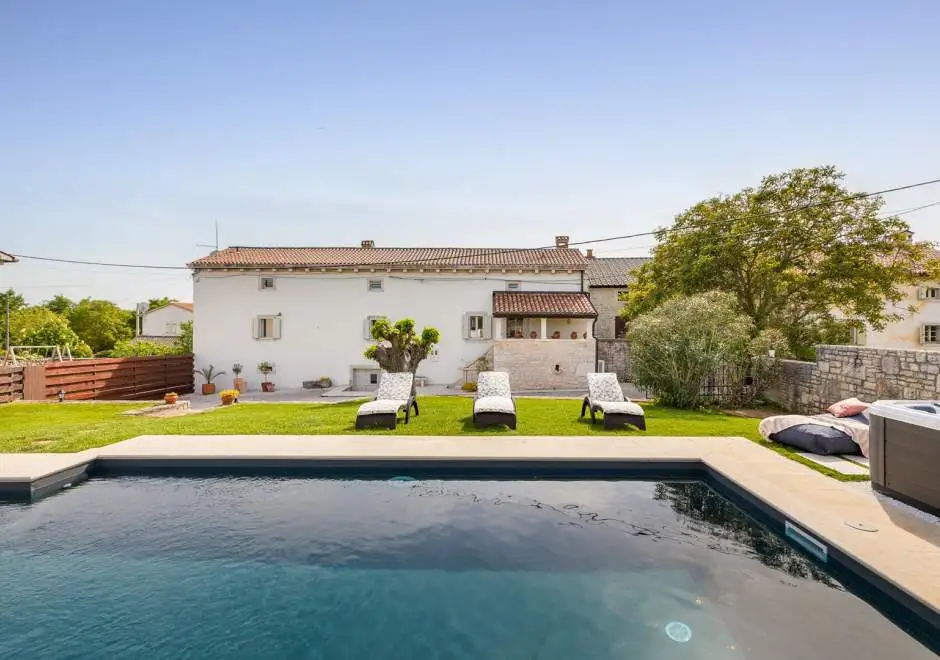 Villa Jona