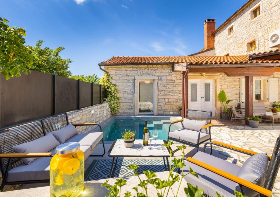 Villa Antoli