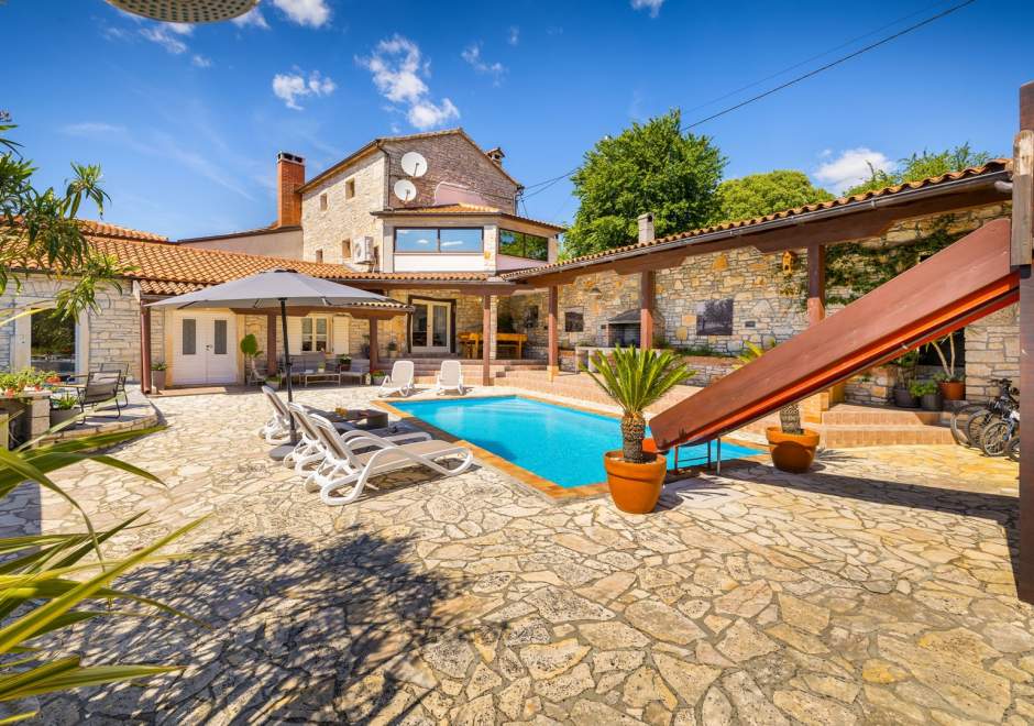 Villa Antoli