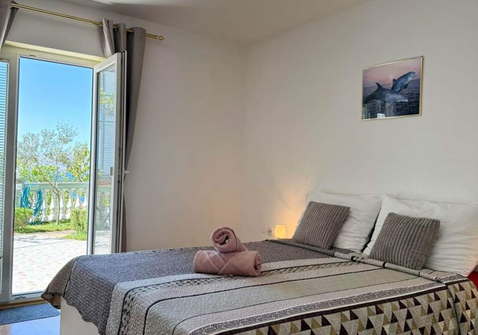 Biondic, One bedroom Blue A4