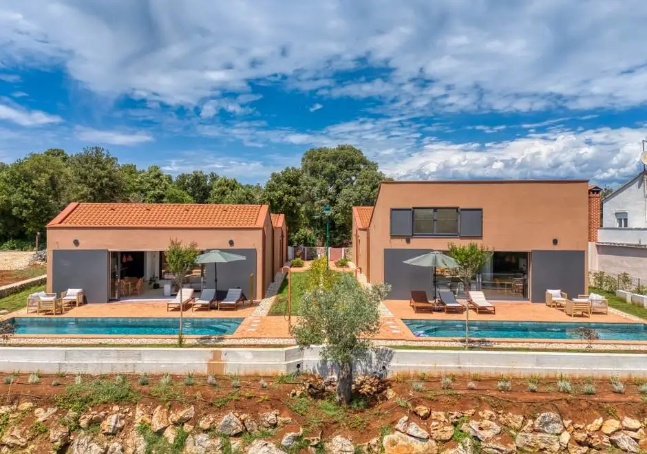 Case Atrio / Casa Nini