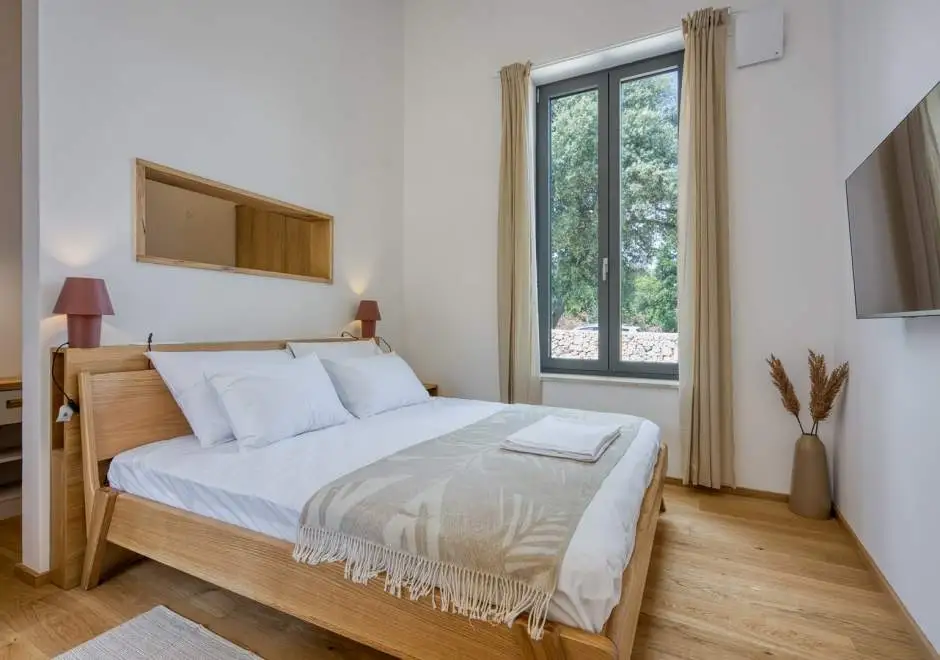Case Atrio / Casa Nini