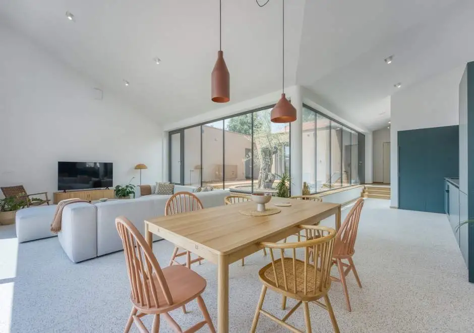 Case Atrio / Casa Nini