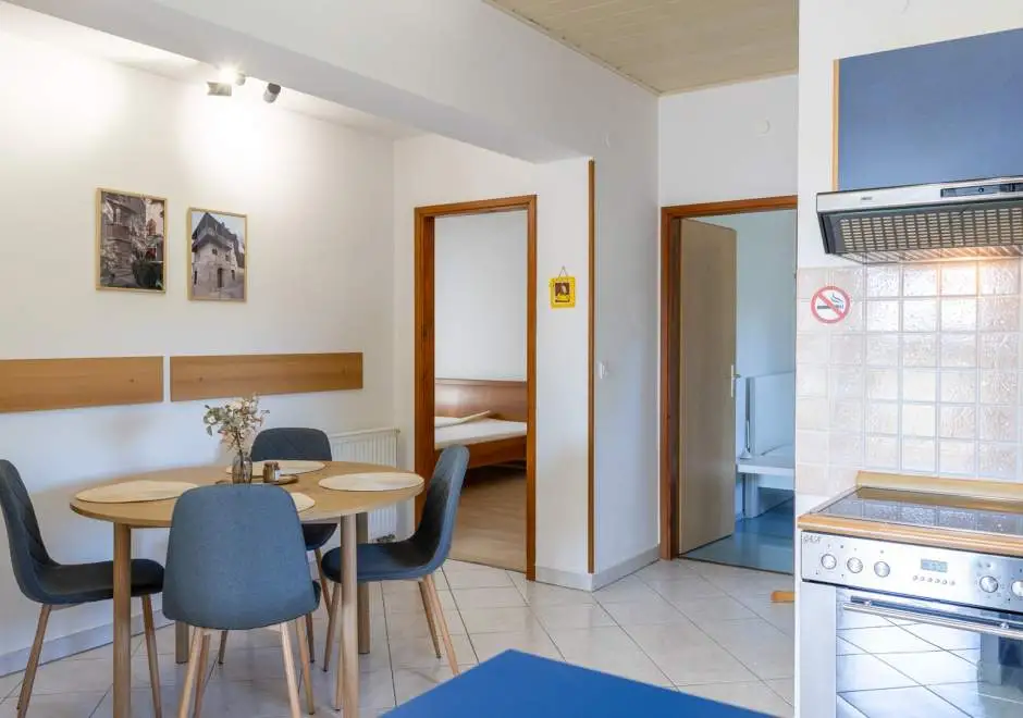 Two-Bedroom Apartment Iris A4