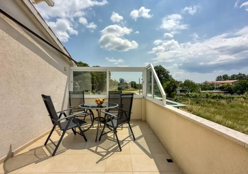 Two-Bedroom Apartment Iris A4