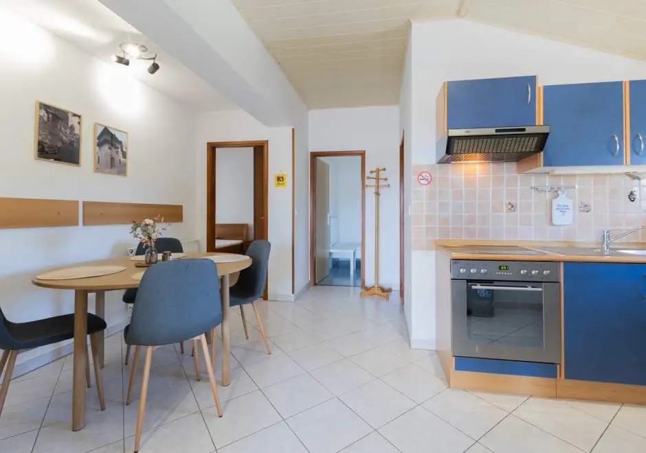Two-Bedroom Apartment Iris A4