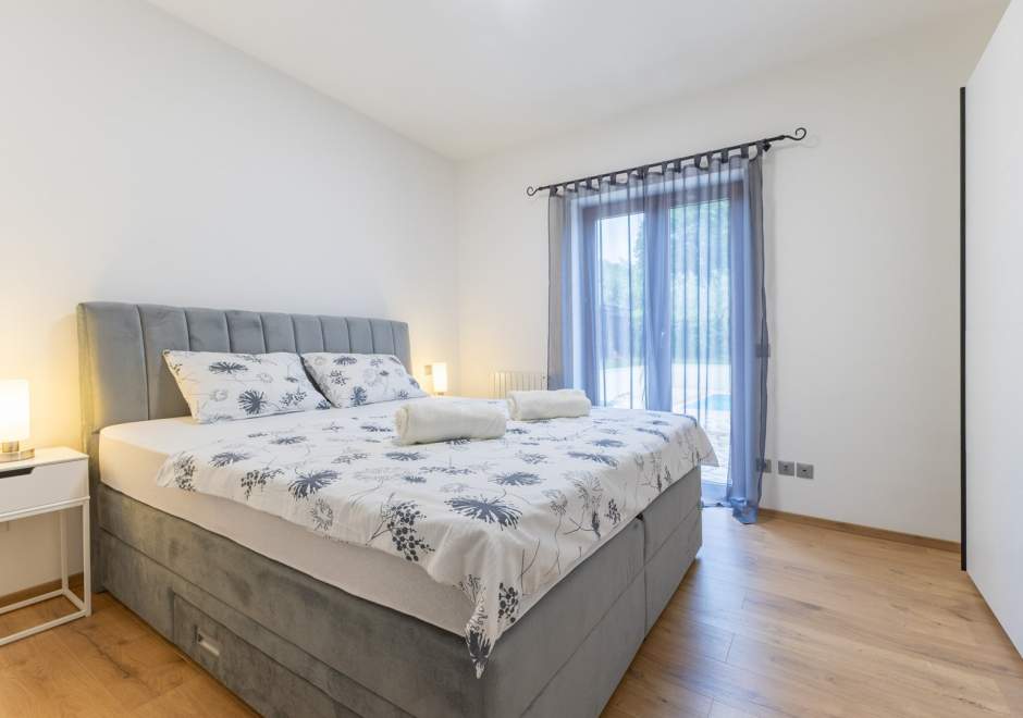 Two-Bedroom Apartment Iris A3