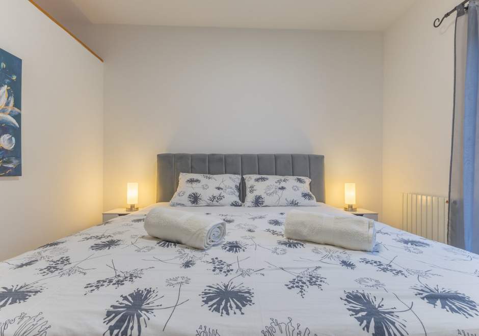 Two-Bedroom Apartment Iris A3