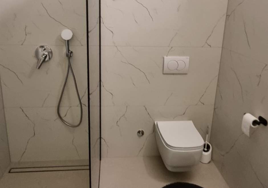 Four-Bedroom Apartment Magnolija 