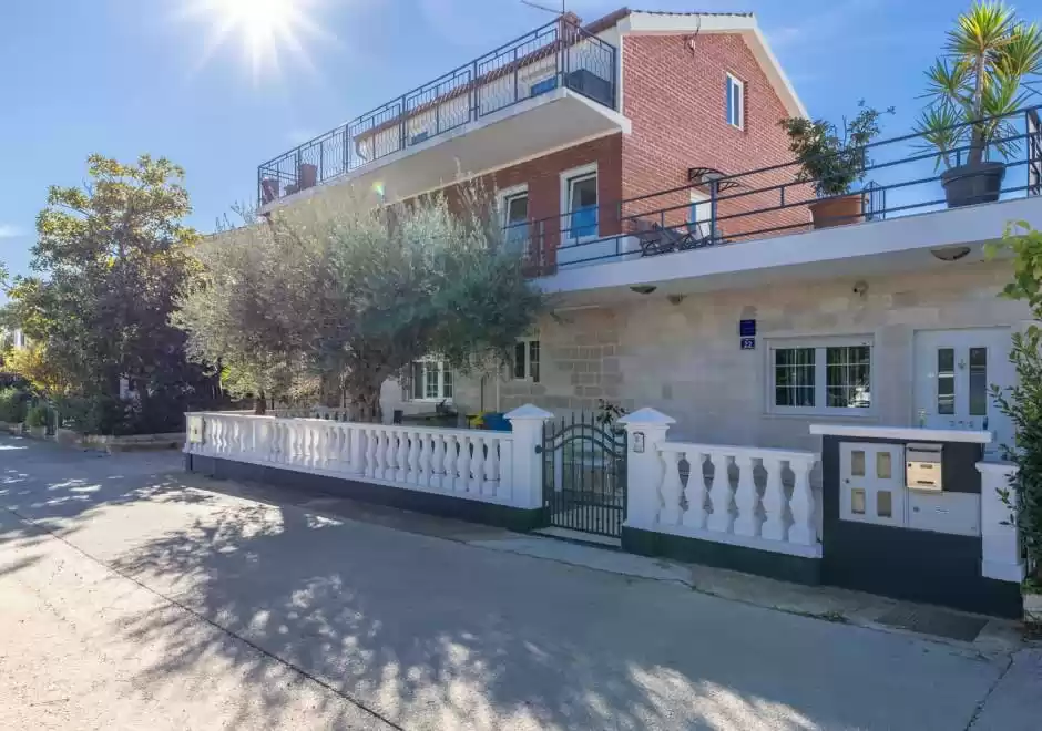 Apartment Moela 1 with terrace