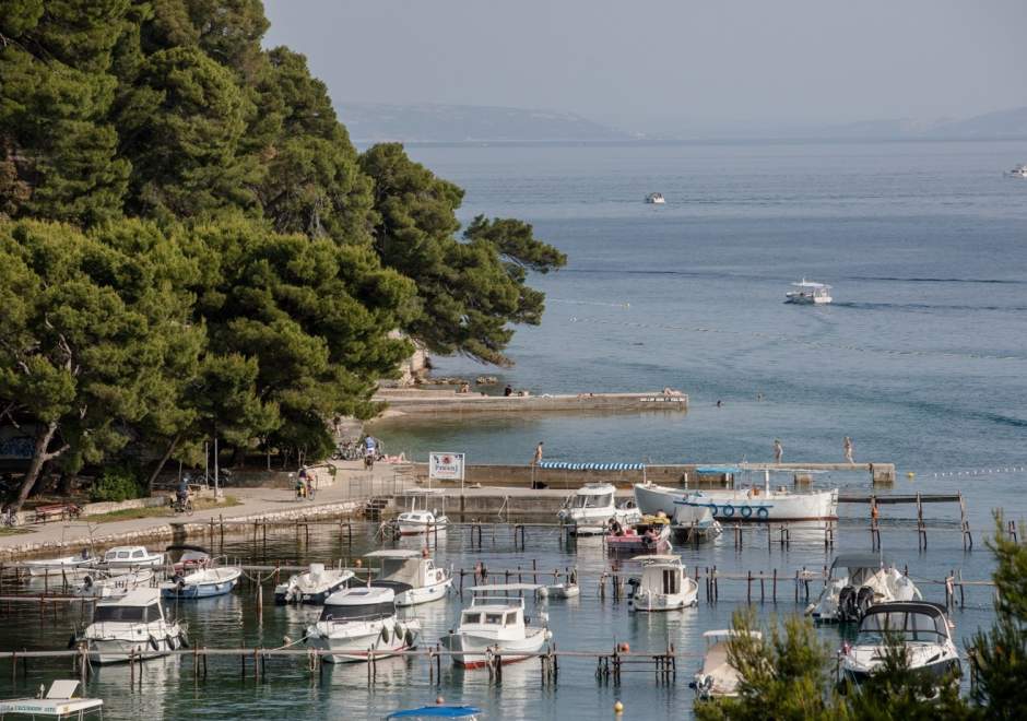 One-Bedroom Andro A2+2