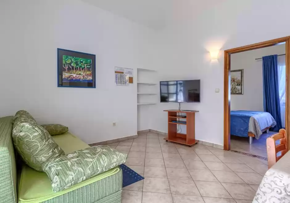 Nino A4 Apartment Terrasse und Gemeinschaftspool