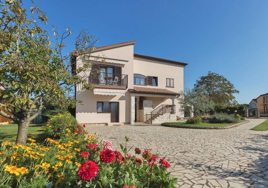 App Nikolic Valbandon A1