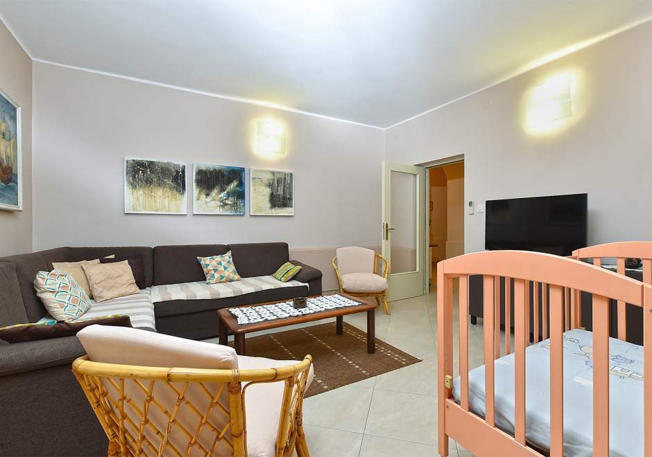 App Nikolic Valbandon A1