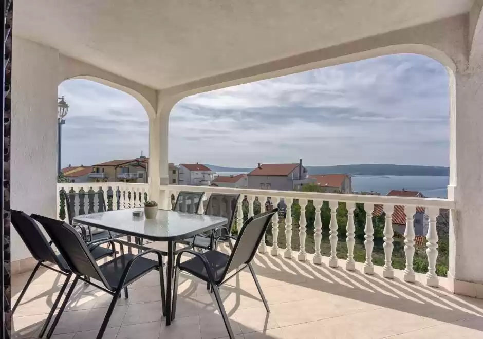 Three-Bedroom App Niko 3