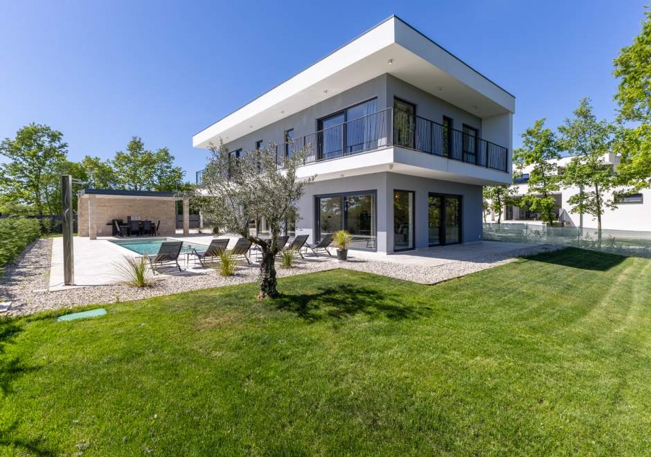 Villa Adistria