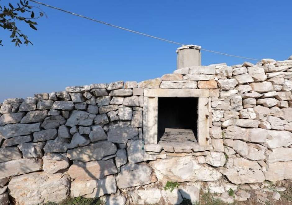 Private Island-Ravna Sika