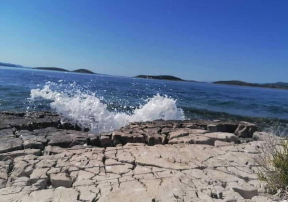 Private Island-Ravna Sika