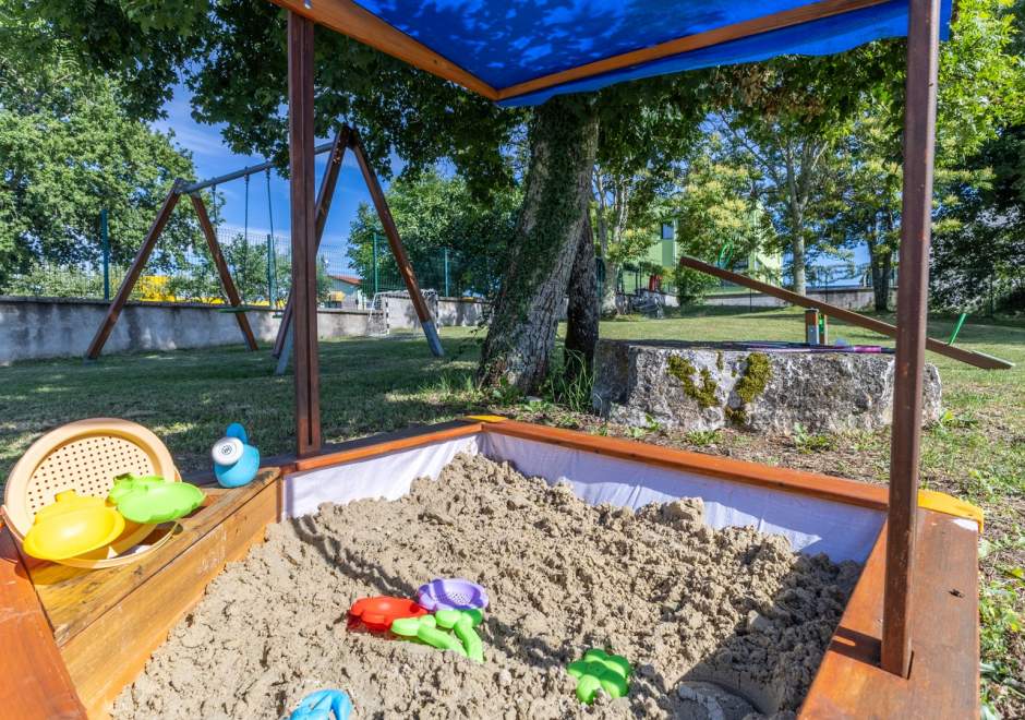 Villa Christina with Pool, Jacuzzi and Sauna